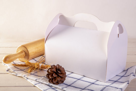 The Versatile Uses of Wax Paper in Food Service: A Comprehensive Guide