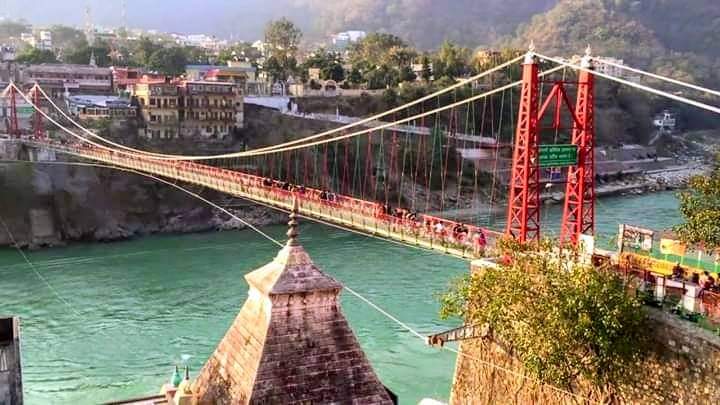 ओ रे मांझी ले चल मुझे गंगा पार'